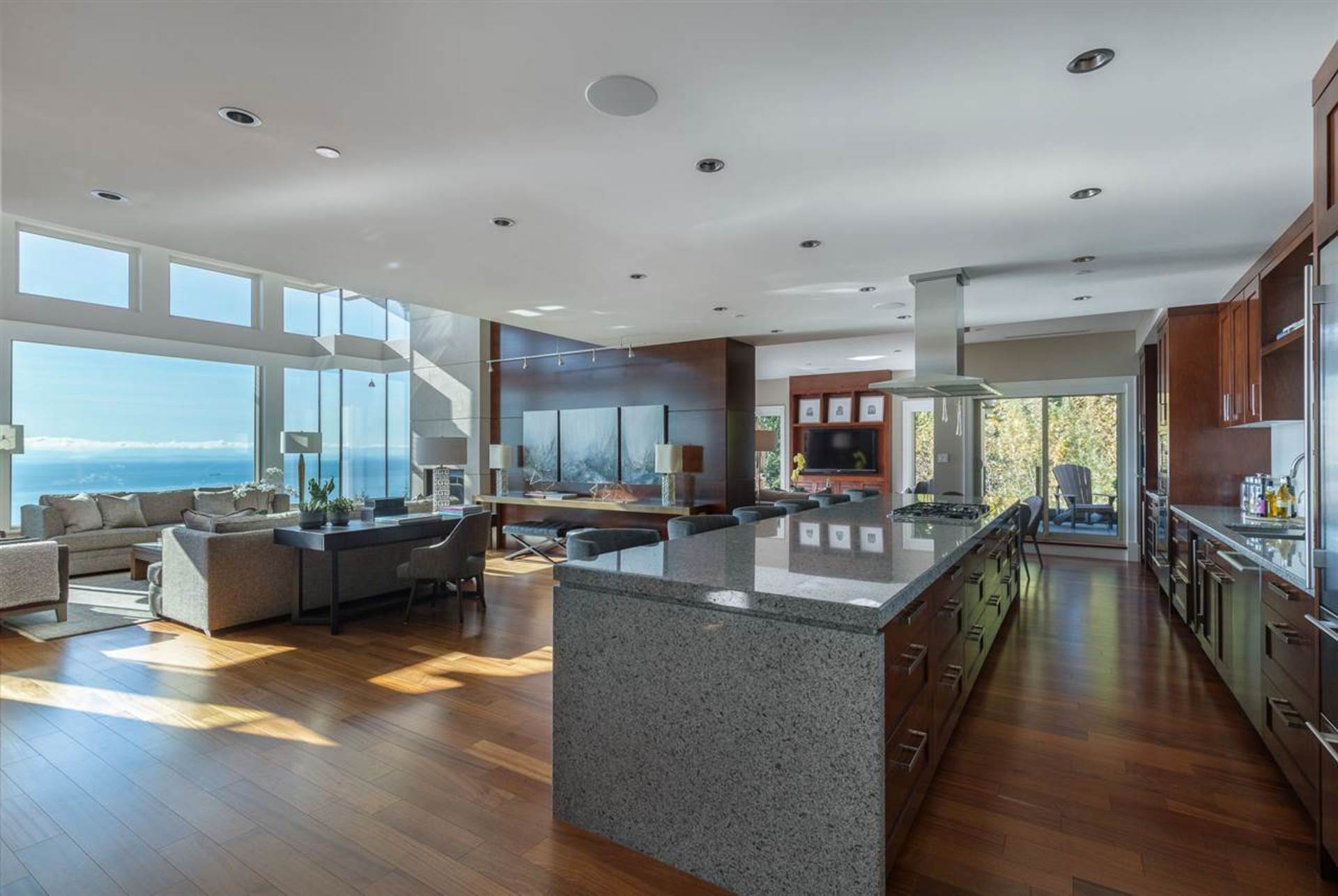 2575-garden-court-whitby-estates-west-vancouver-03