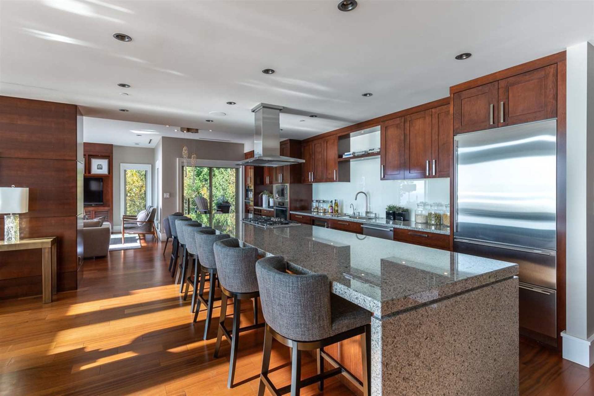 2575-garden-court-whitby-estates-west-vancouver-04