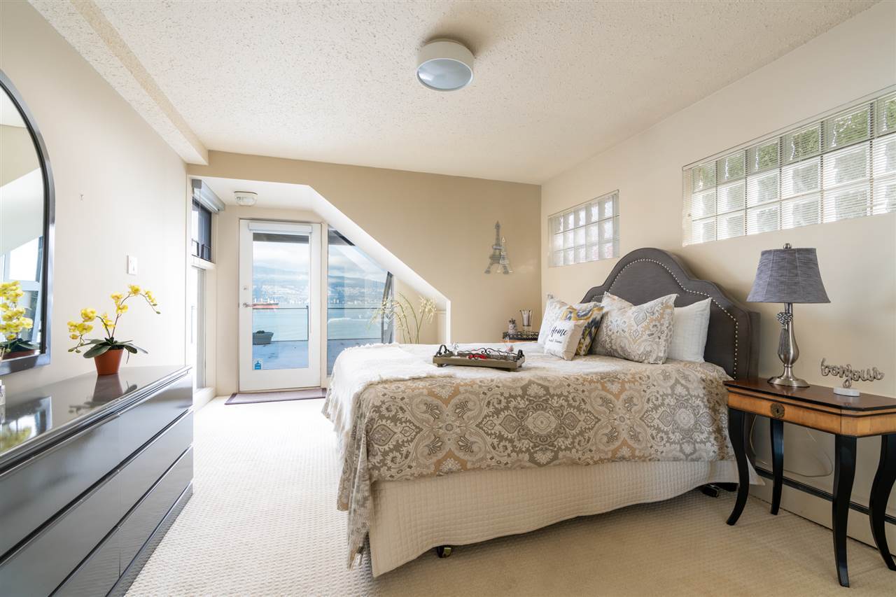 3533-point-grey-road-kitsilano-vancouver-west-12.jpg