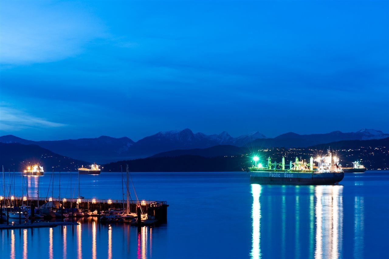 3533-point-grey-road-kitsilano-vancouver-west-16.jpg