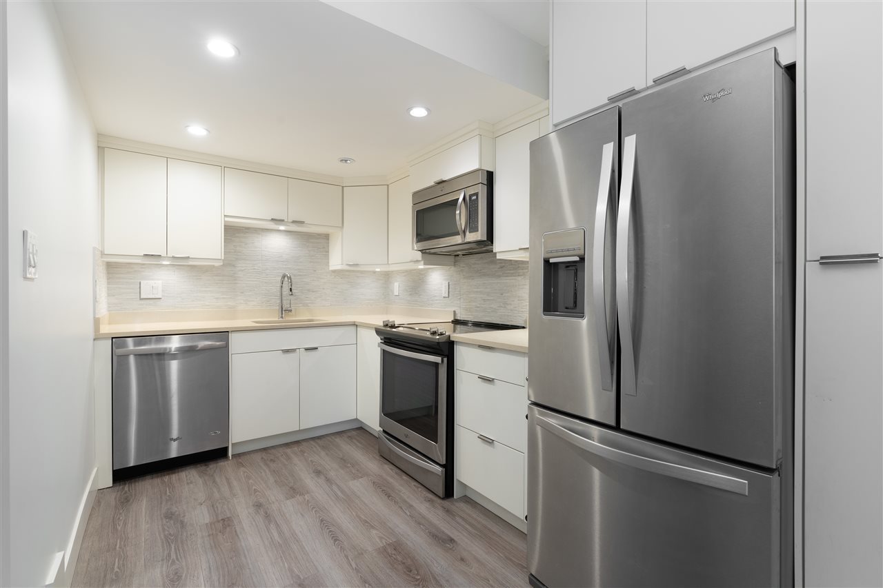 215-n-templeton-drive-hastings-vancouver-east-04.jpg