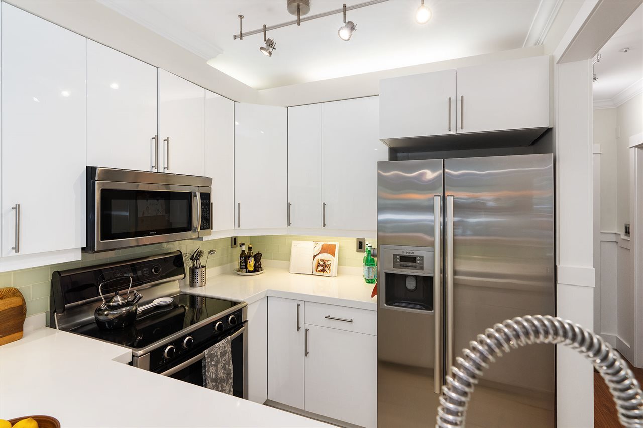 1820-e-kent-avenue-south-south-marine-vancouver-east-12.jpg