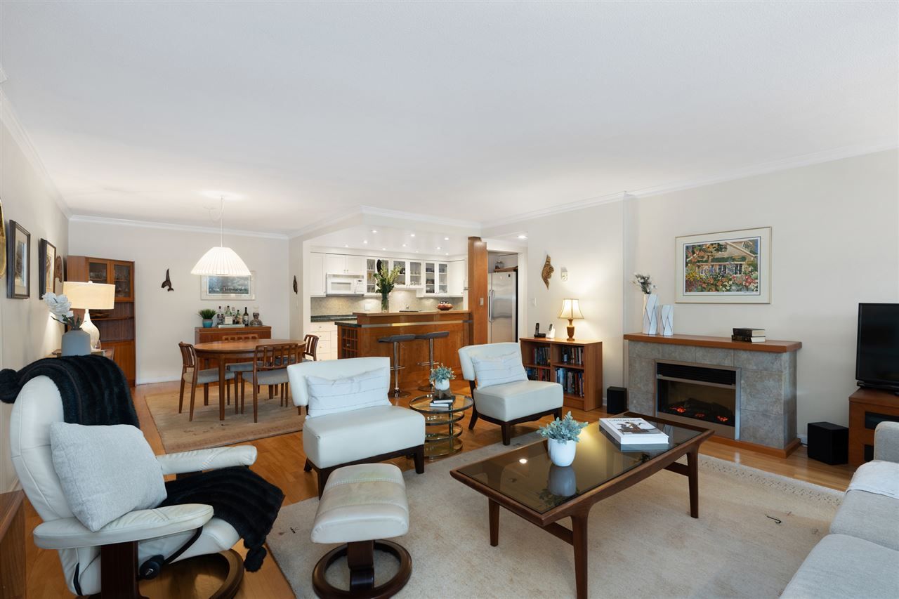 1425-lameys-mill-road-false-creek-vancouver-west-03.jpg