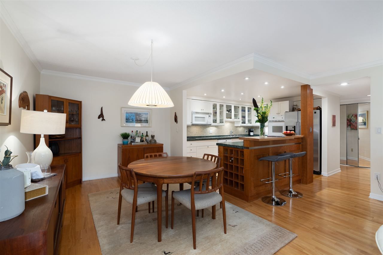 1425-lameys-mill-road-false-creek-vancouver-west-05.jpg