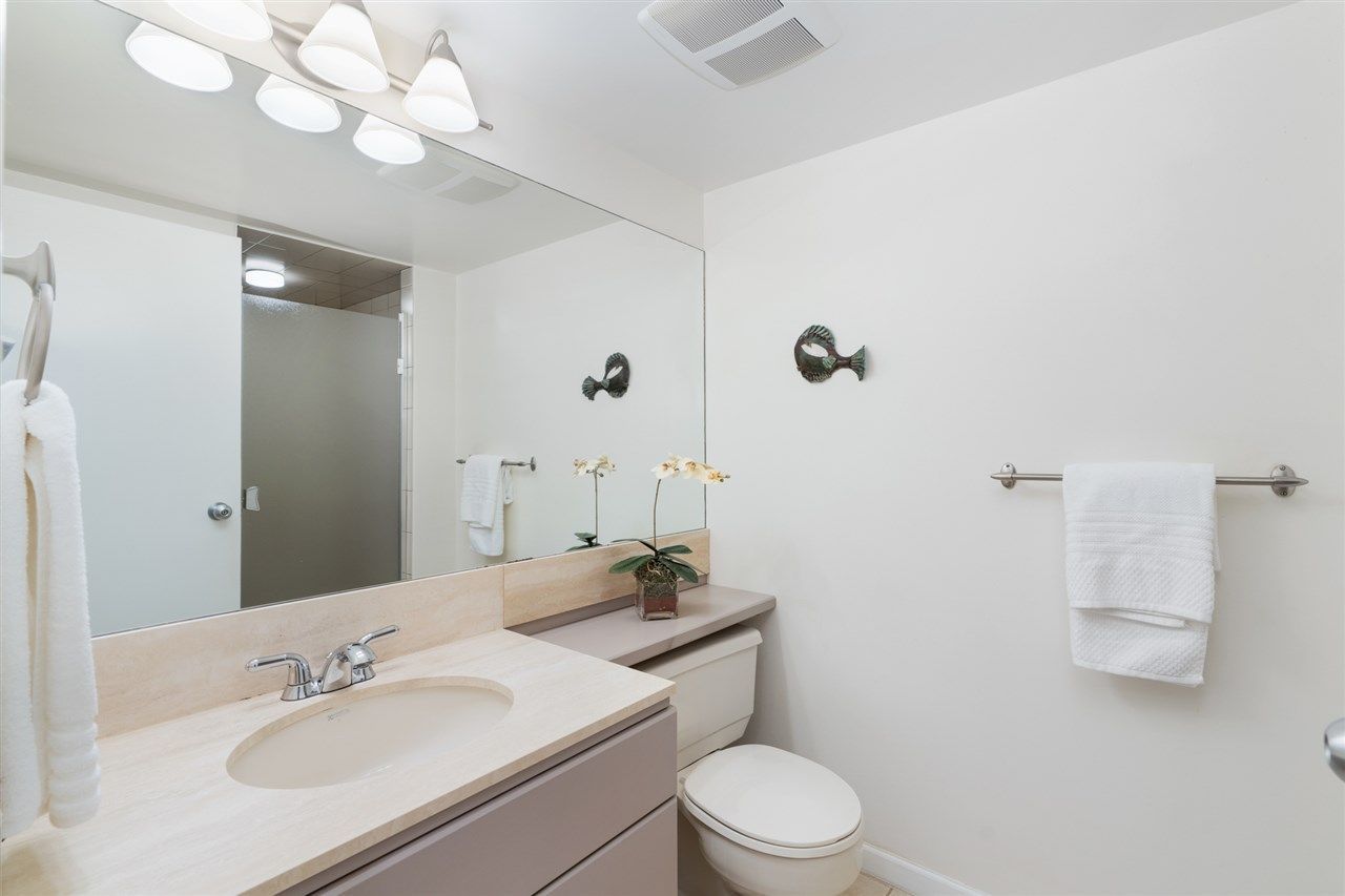 1425-lameys-mill-road-false-creek-vancouver-west-17.jpg