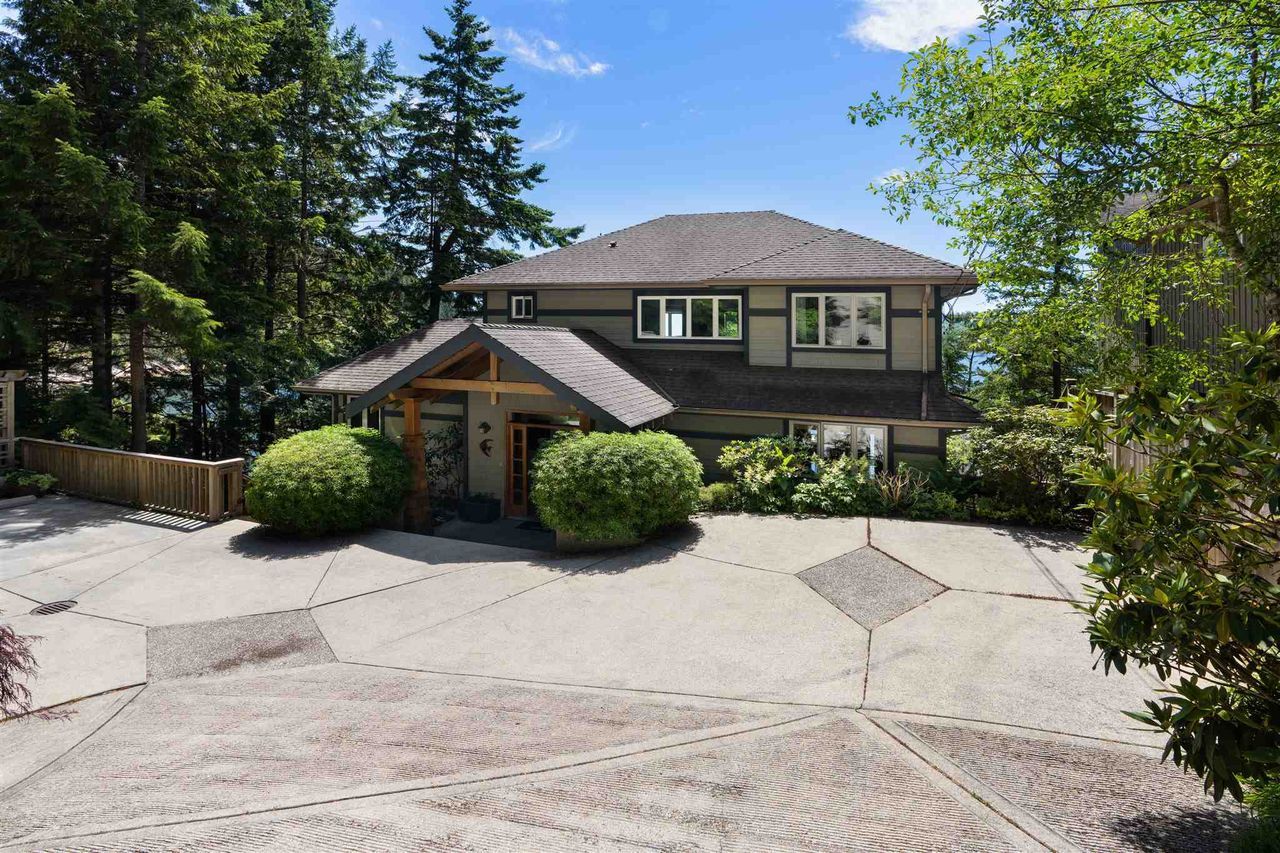 6055-coracle-drive-sechelt-district-sunshine-coast-05.jpg