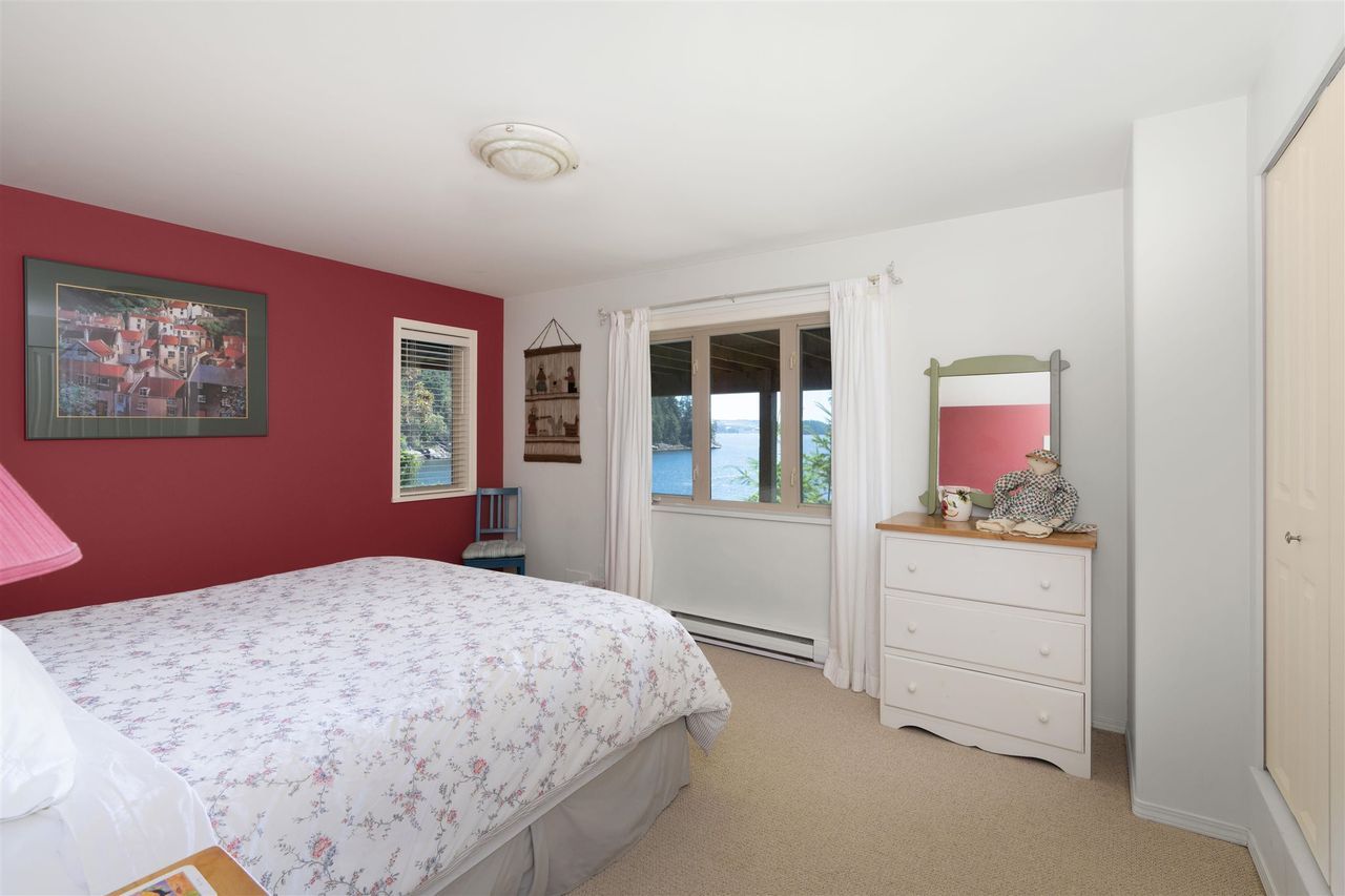 6055-coracle-drive-sechelt-district-sunshine-coast-27.jpg