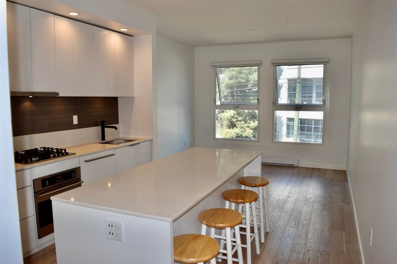 626-alexander-street-strathcona-vancouver-east-08.jpg
