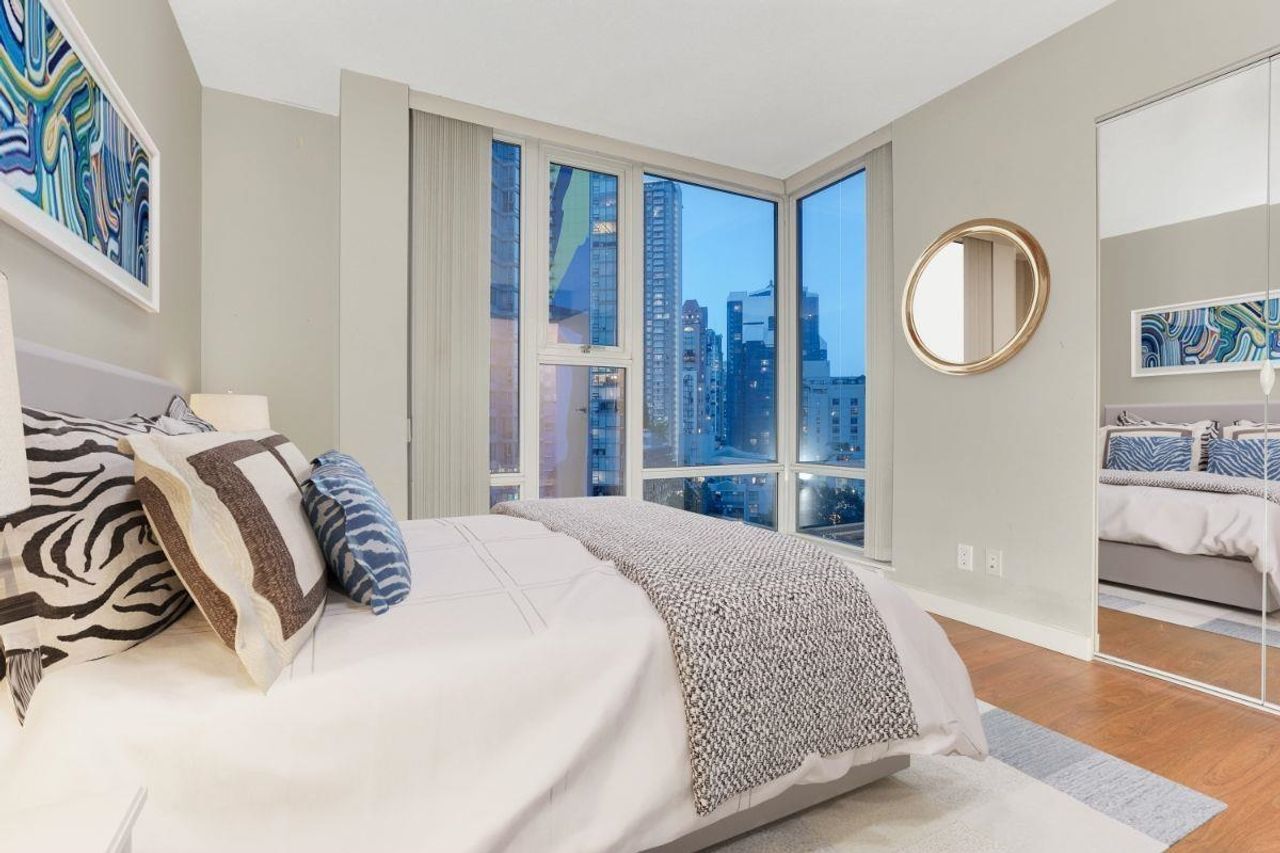 455-beach-crescent-yaletown-vancouver-west-13.jpg