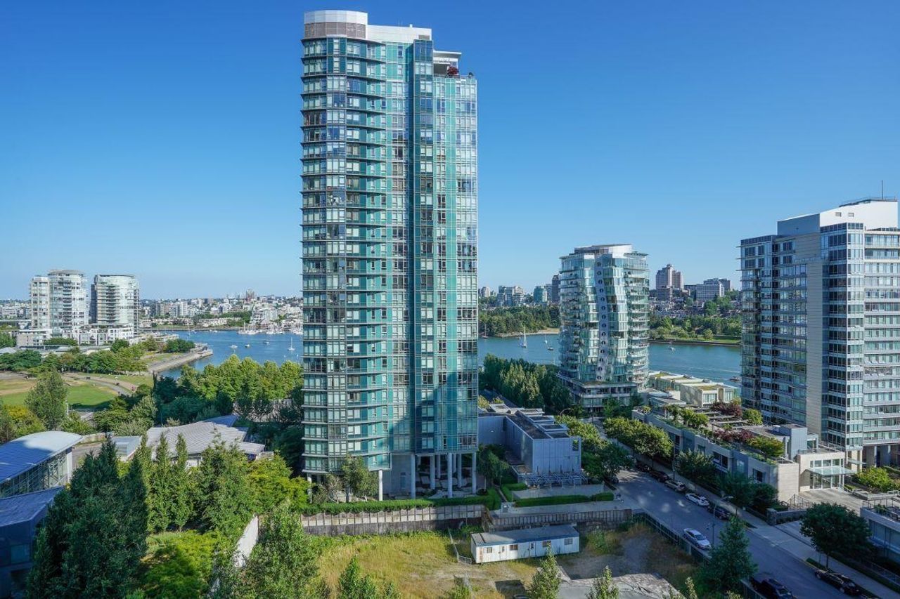 455-beach-crescent-yaletown-vancouver-west-19.jpg