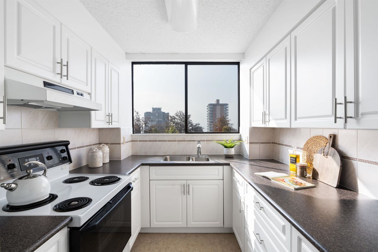 140-e-keith-road-central-lonsdale-north-vancouver-23.jpg