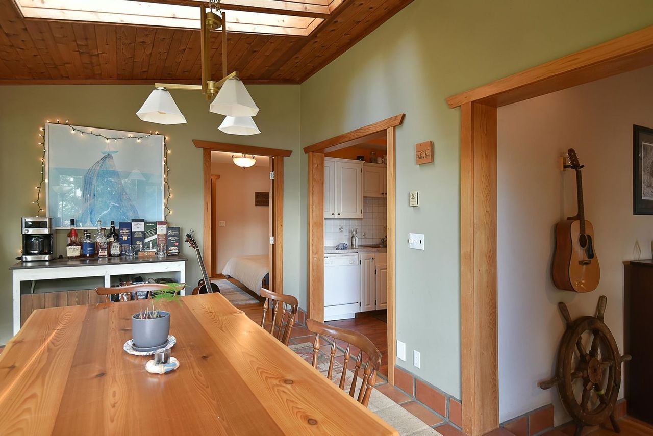 5687-rutherford-road-halfmn-bay-secret-cv-redroofs-sunshine-coast-13.jpg