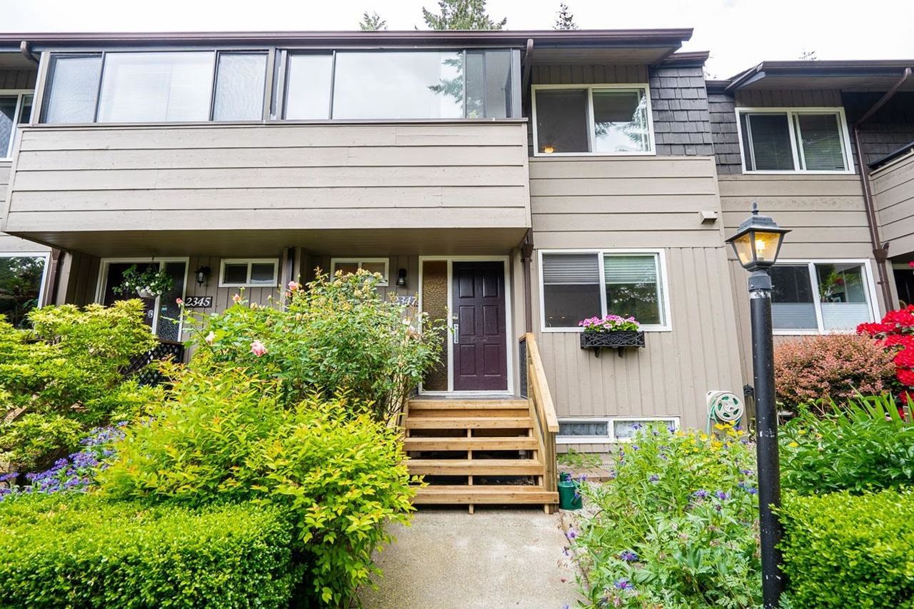 2347 Mountain Highway, Lynn Valley, North Vancouver 4 by Sue Scott Realty 2347 Mountain Highway, Lynn Valley, North Vancouver 4