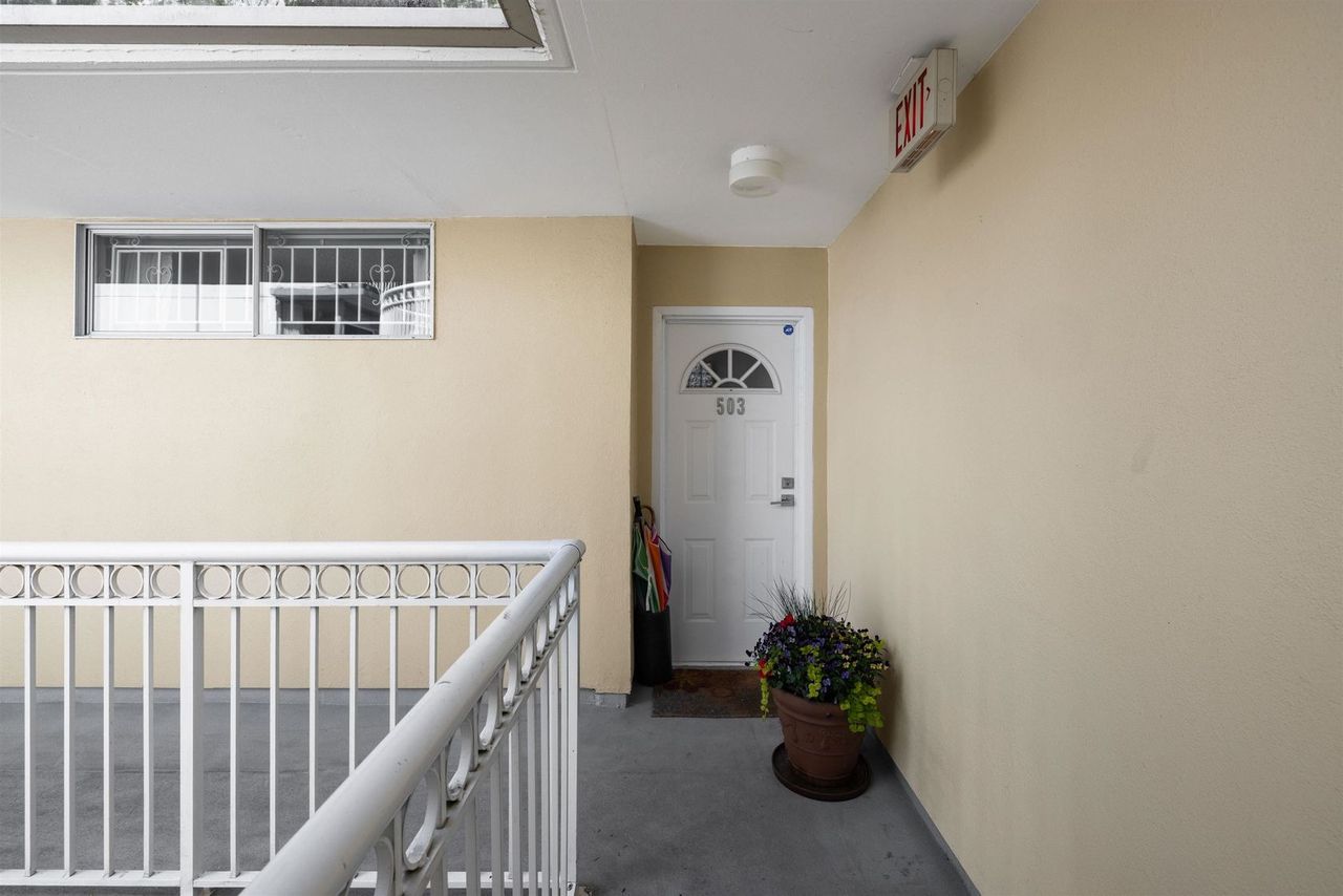 1406-harwood-street-west-end-vw-vancouver-west-37.jpg