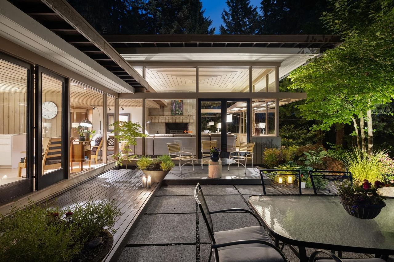 1655-ottawa-avenue-ambleside-west-vancouver-35.jpg