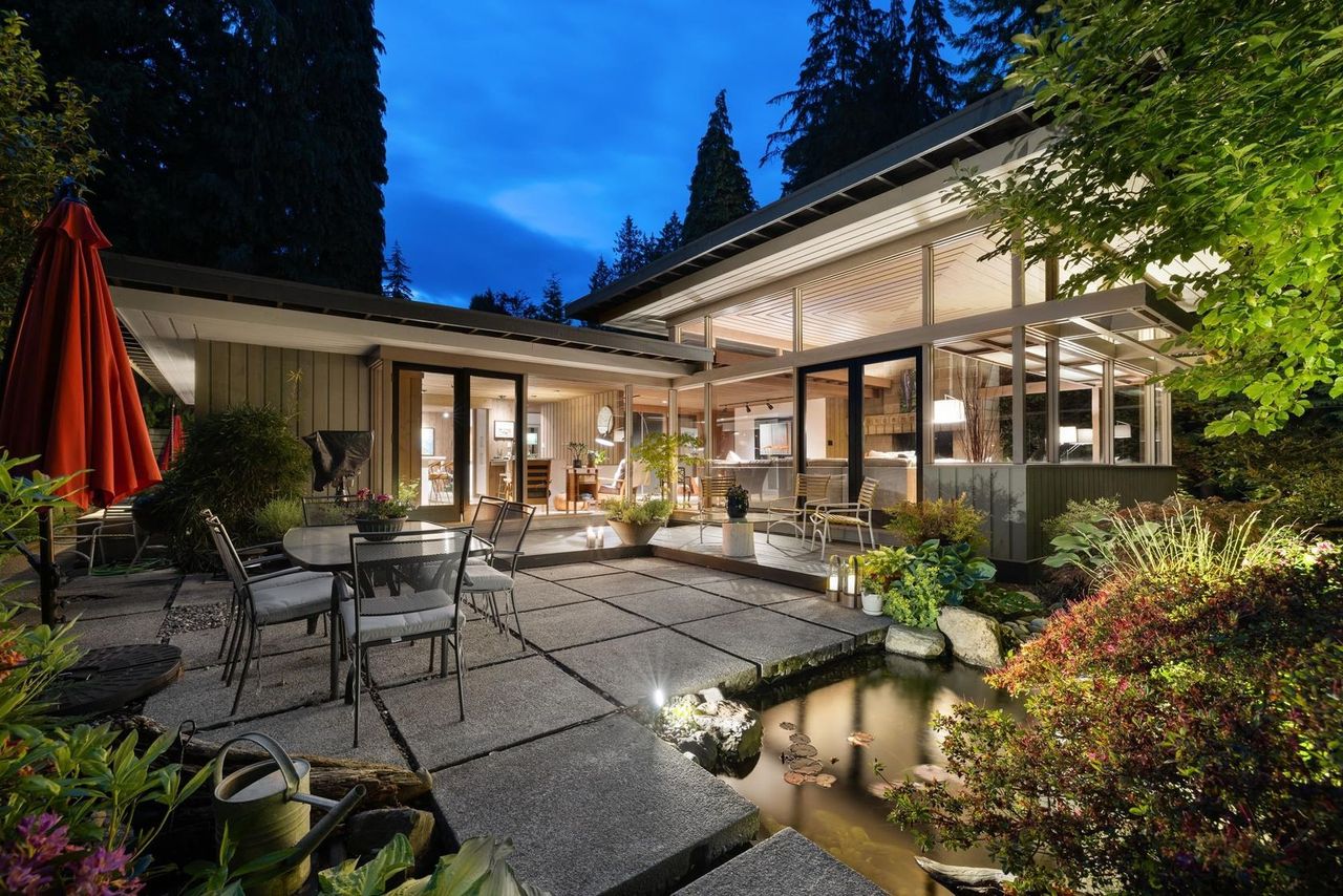 1655-ottawa-avenue-ambleside-west-vancouver-36.jpg