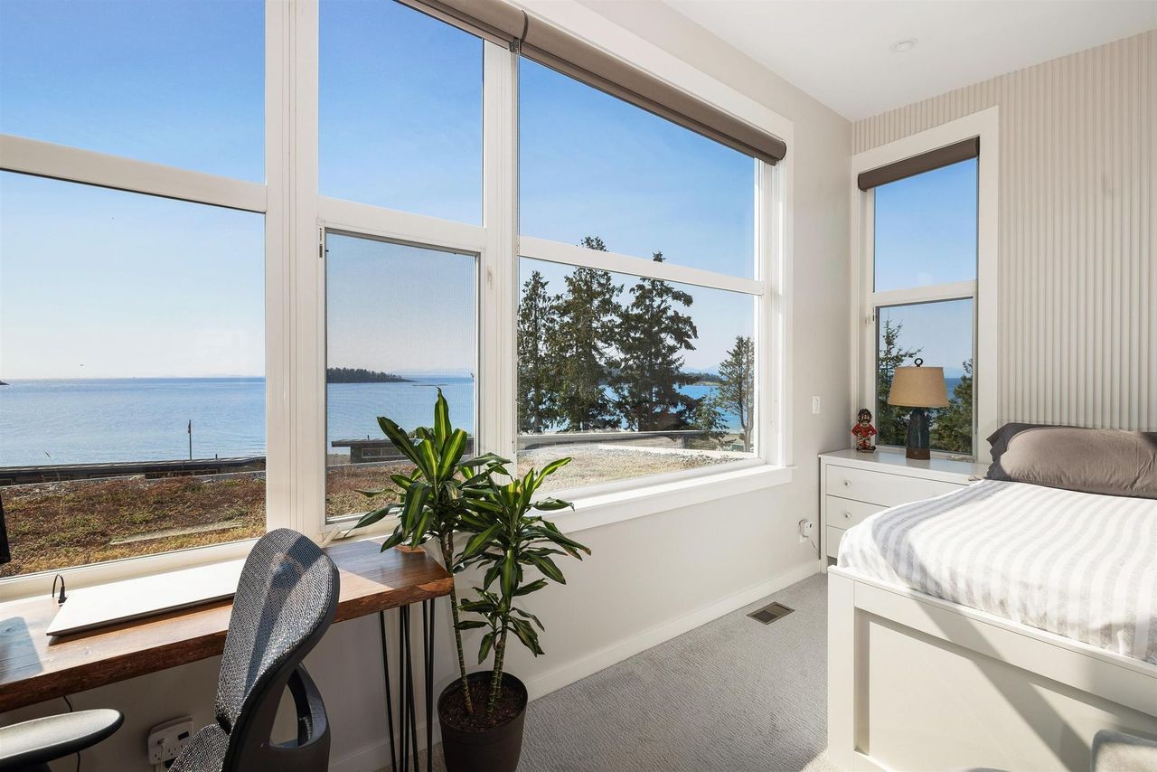 5398-wakefield-beach-lane-sechelt-district-sunshine-coast-20.jpg