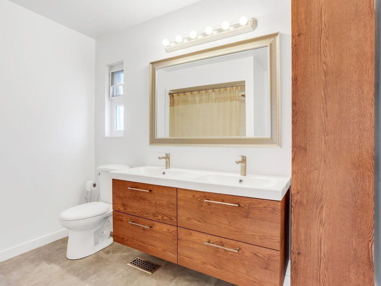 1309-vivian-place-mary-hill-port-coquitlam-17.jpg