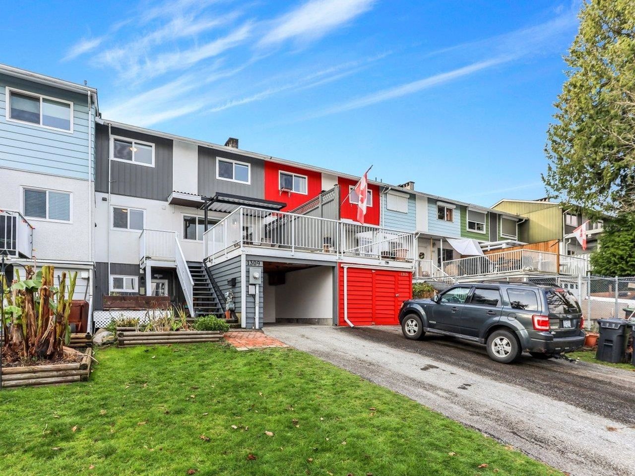 1309-vivian-place-mary-hill-port-coquitlam-35.jpg
