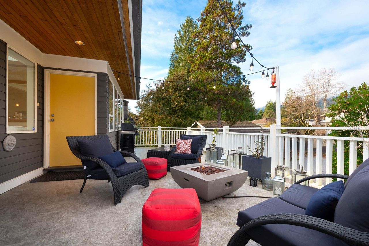2047-fulton-avenue-ambleside-west-vancouver-22.jpg