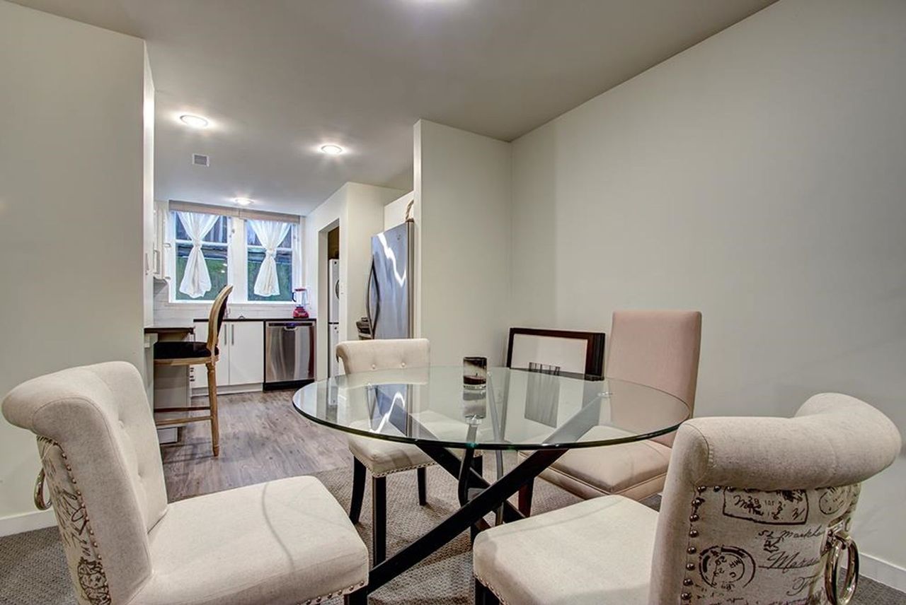 2047-fulton-avenue-ambleside-west-vancouver-28.jpg