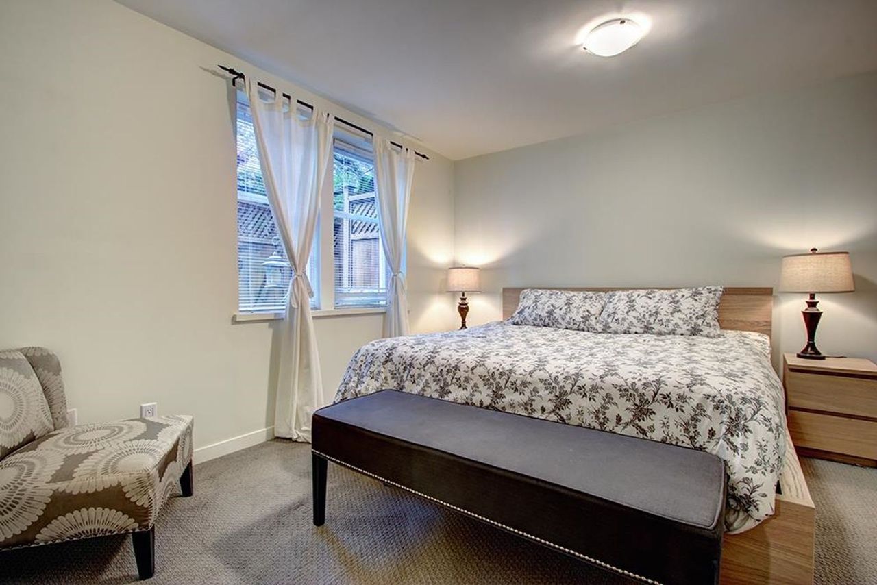 2047-fulton-avenue-ambleside-west-vancouver-30.jpg