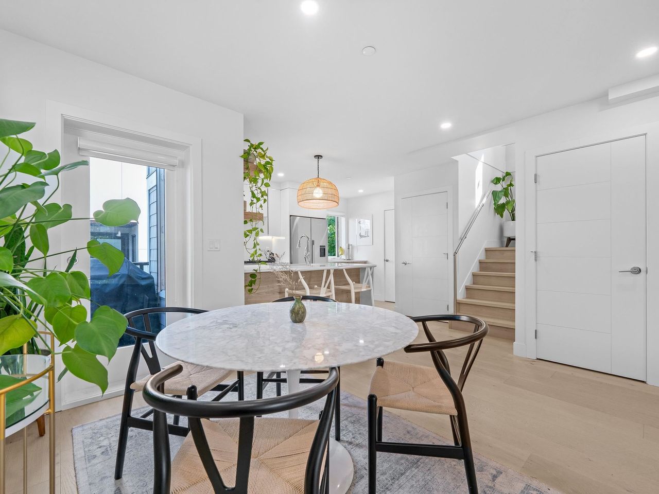 1-371-e-16th-avenue-mount-pleasant-ve-vancouver-east-10.jpg