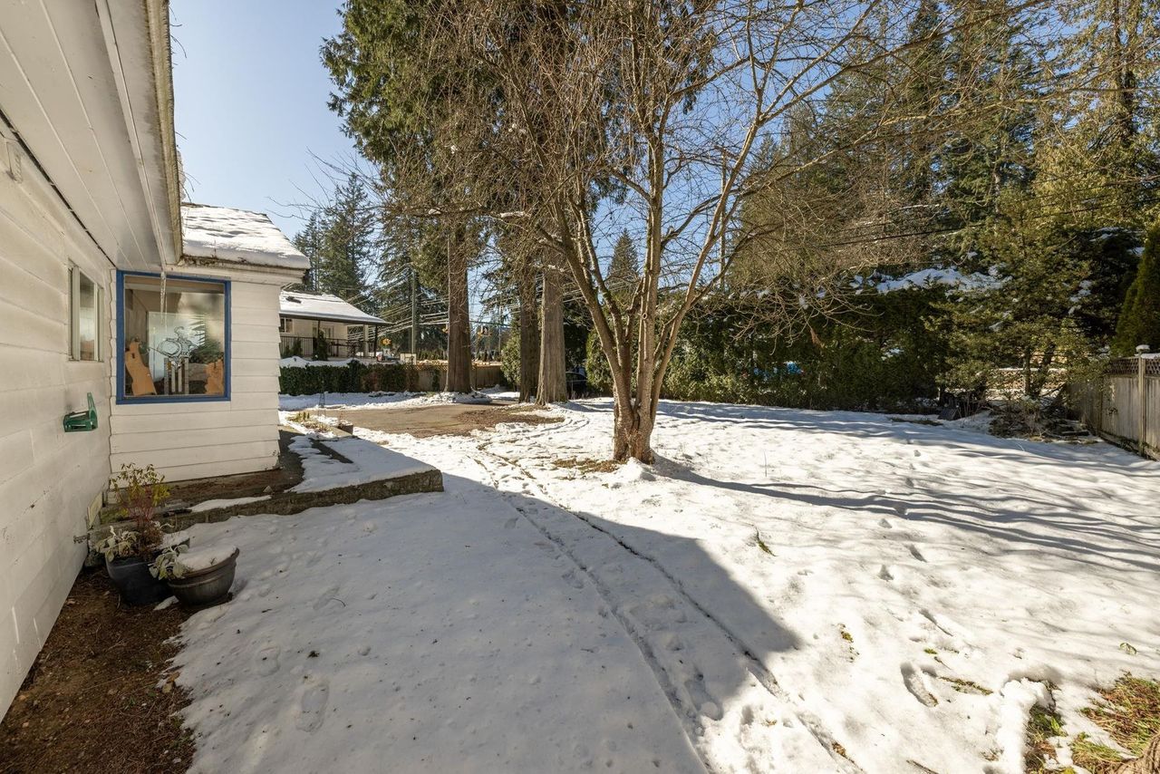 4520-capilano-road-canyon-heights-nv-north-vancouver-10.jpg