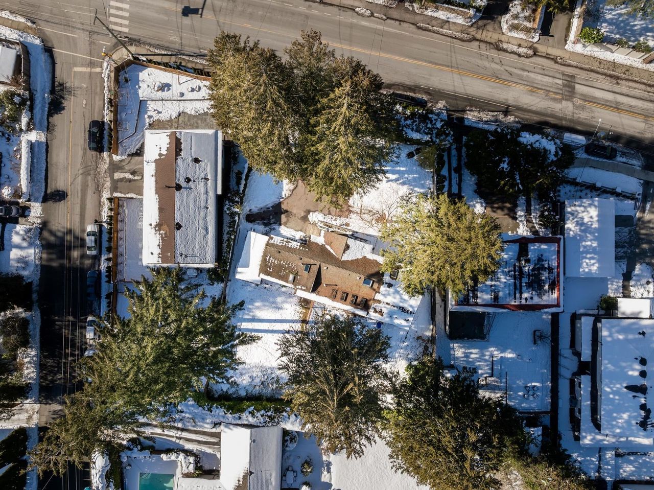 4520-capilano-road-canyon-heights-nv-north-vancouver-11.jpg