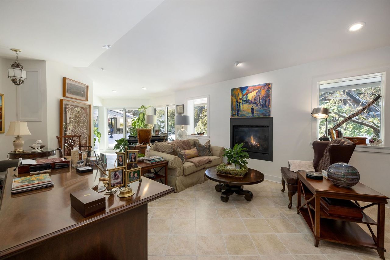 483-eastcot-road-british-properties-west-vancouver-06.jpg