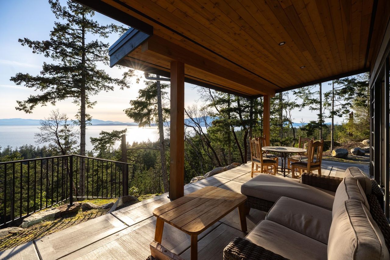 10635-wood-bay-ridge-road-halfmn-bay-secret-cv-redroofs-sunshine-coast-23.jpg
