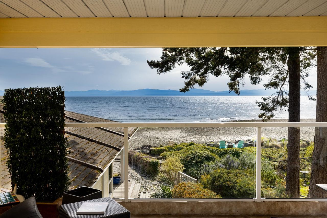 1585-field-road-sechelt-district-sunshine-coast-17.jpg