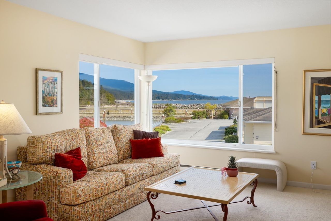 1585-field-road-sechelt-district-sunshine-coast-25.jpg