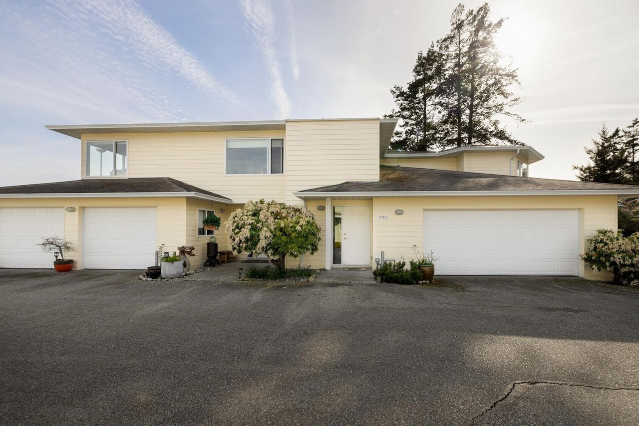 1585-field-road-sechelt-district-sunshine-coast-38.jpg