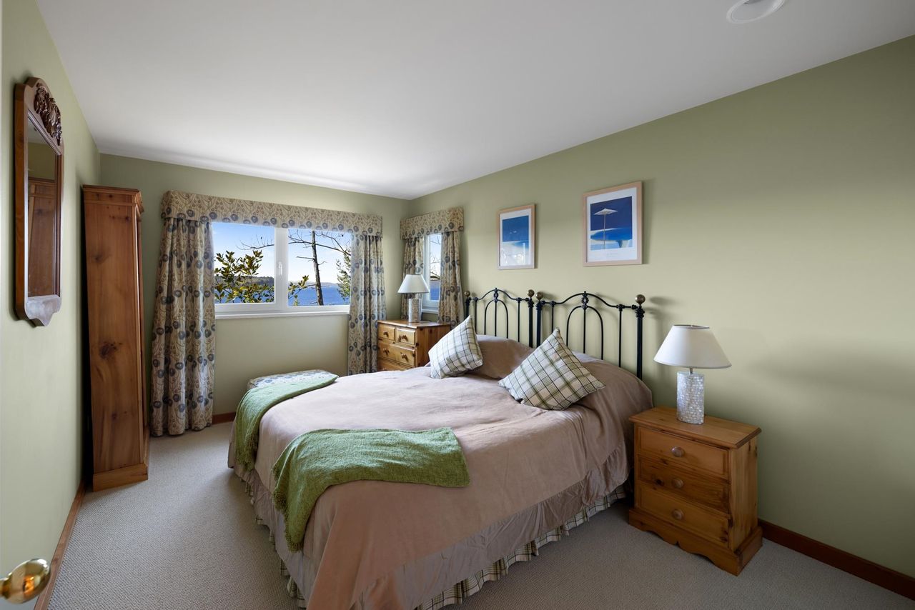 9987-welcome-wynd-halfmn-bay-secret-cv-redroofs-sunshine-coast-28.jpg
