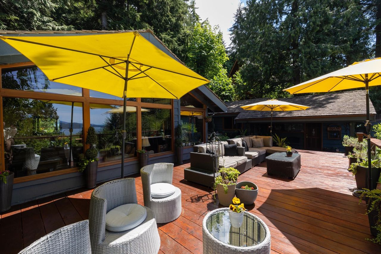 315 Bayview Road, Lions Bay, West Vancouver 4 by Sue Scott Realty 315 Bayview Road, Lions Bay, West Vancouver 4
