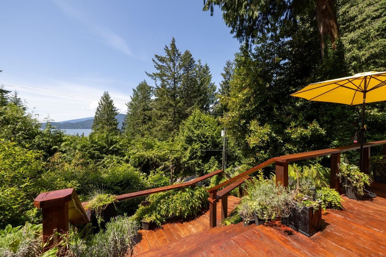 315-bayview-road-lions-bay-west-vancouver-32.jpg