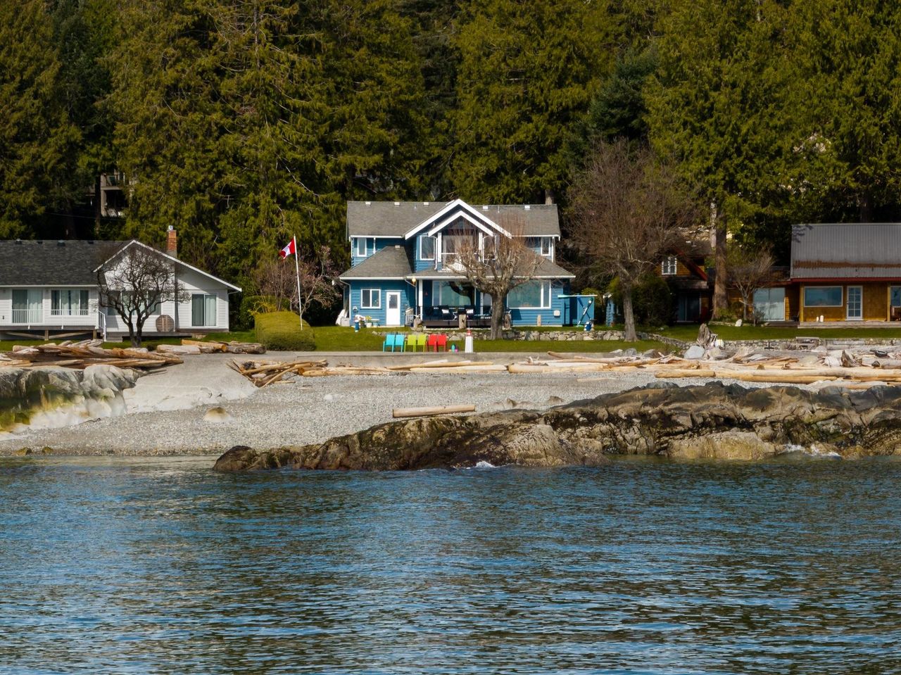 1537-mccullough-road-sechelt-district-sunshine-coast-05.jpg