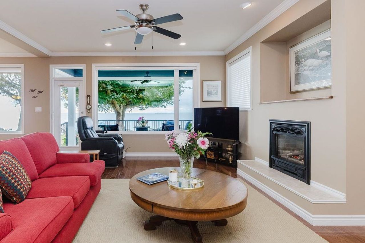 1537-mccullough-road-sechelt-district-sunshine-coast-21.jpg