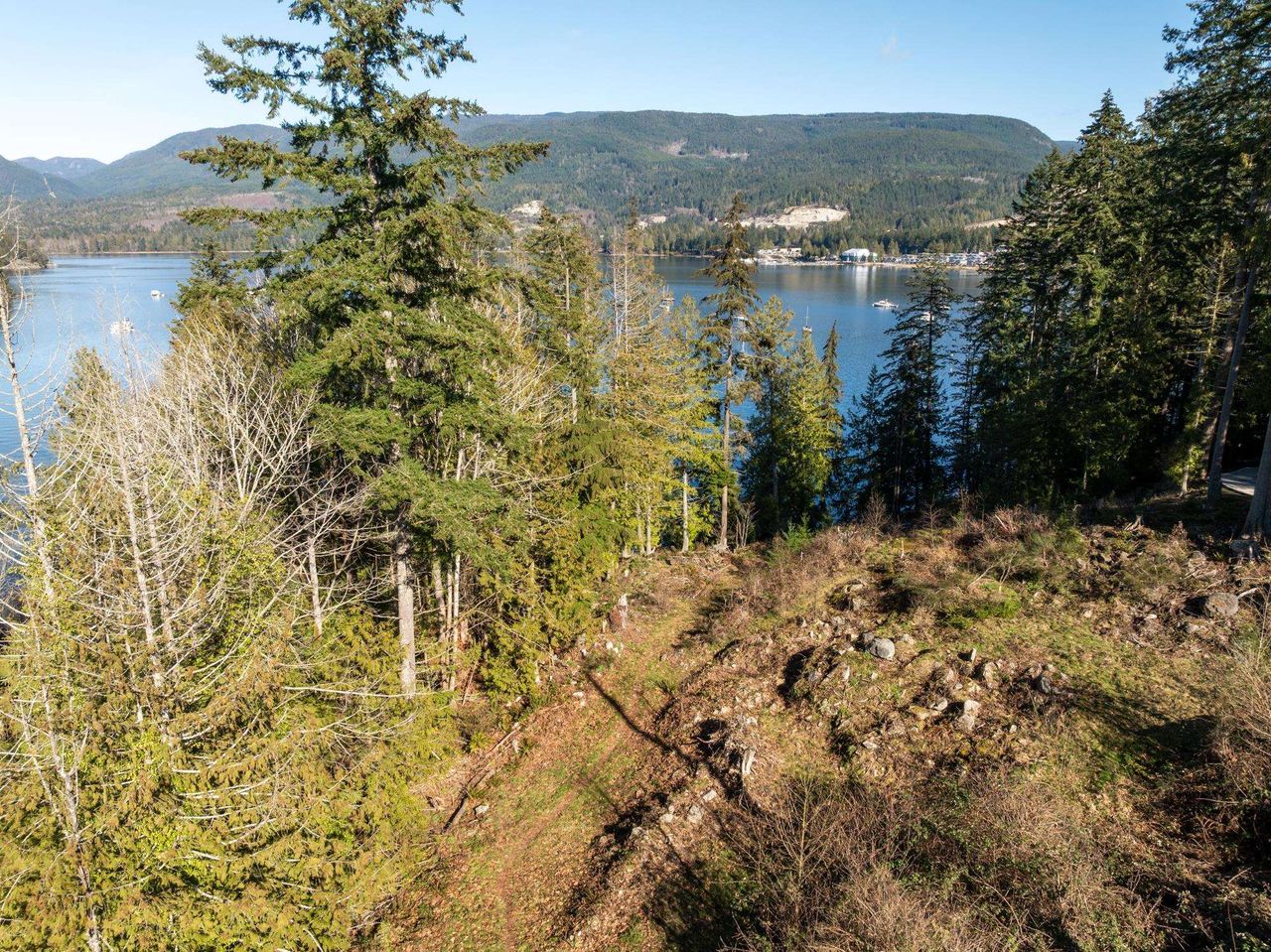 5830-marine-way-sechelt-district-sunshine-coast-06.jpg