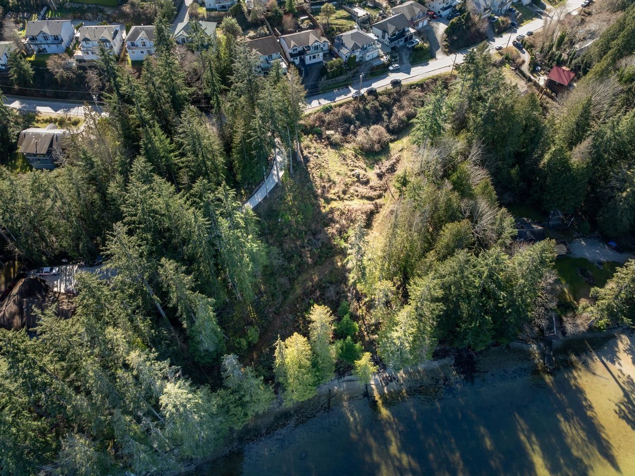 5830-marine-way-sechelt-district-sunshine-coast-08.jpg