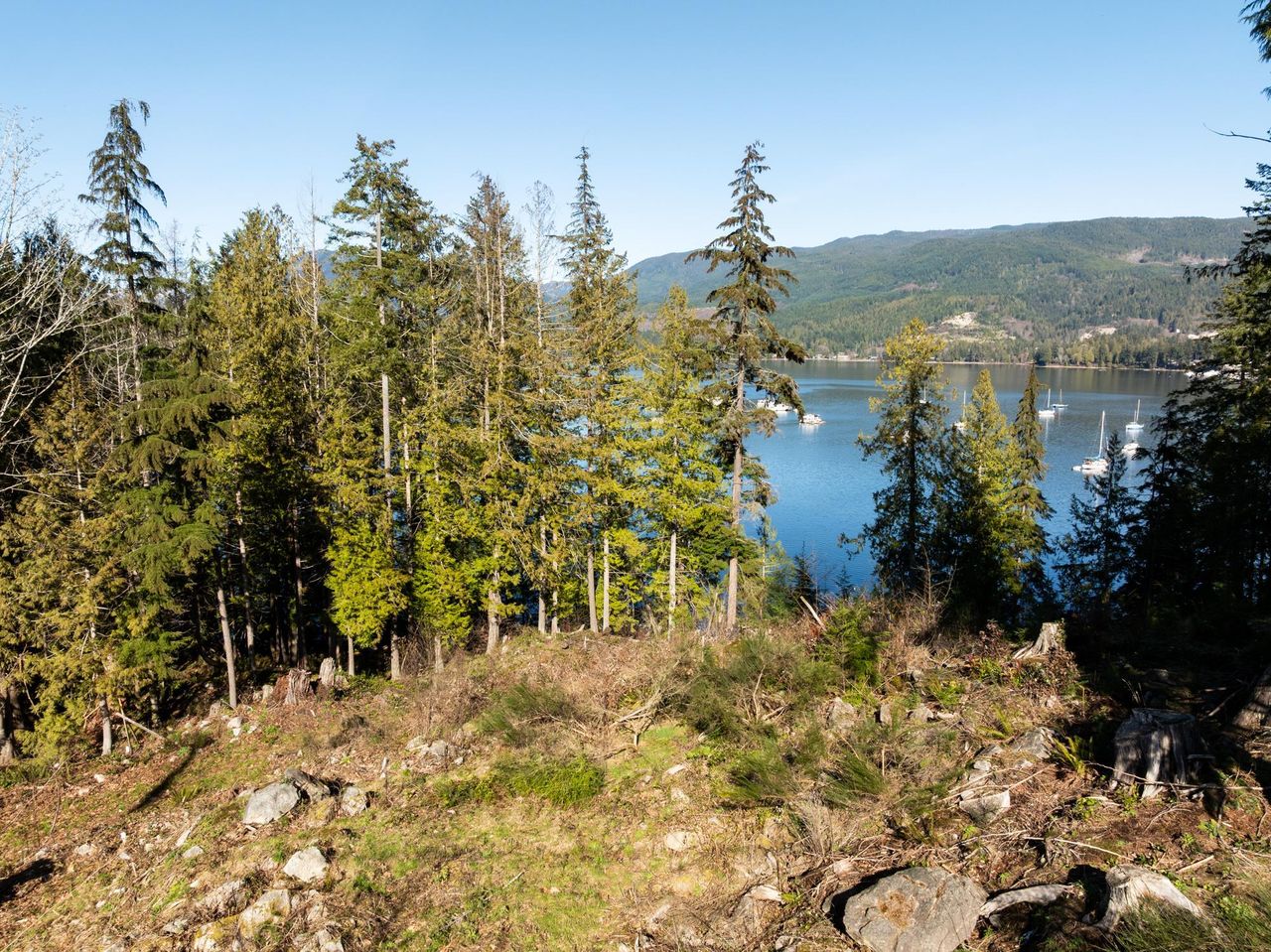 5830-marine-way-sechelt-district-sunshine-coast-14.jpg