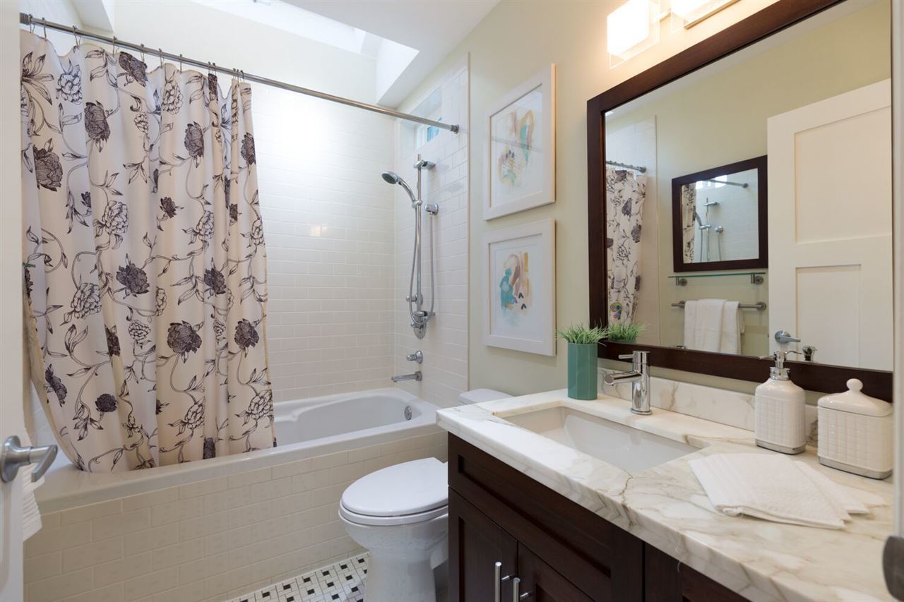 4131-pandora-street-vancouver-heights-burnaby-north-08.jpg