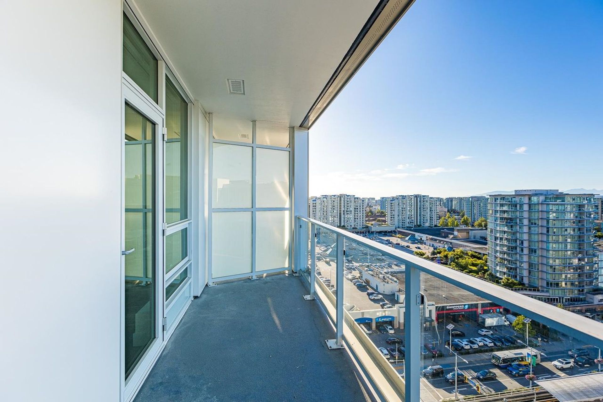 1501 - 6320 No. 3 Road, Brighouse, Richmond photo number 1 1501 - 6320 No. 3 Road, Brighouse, Richmond photo number 1