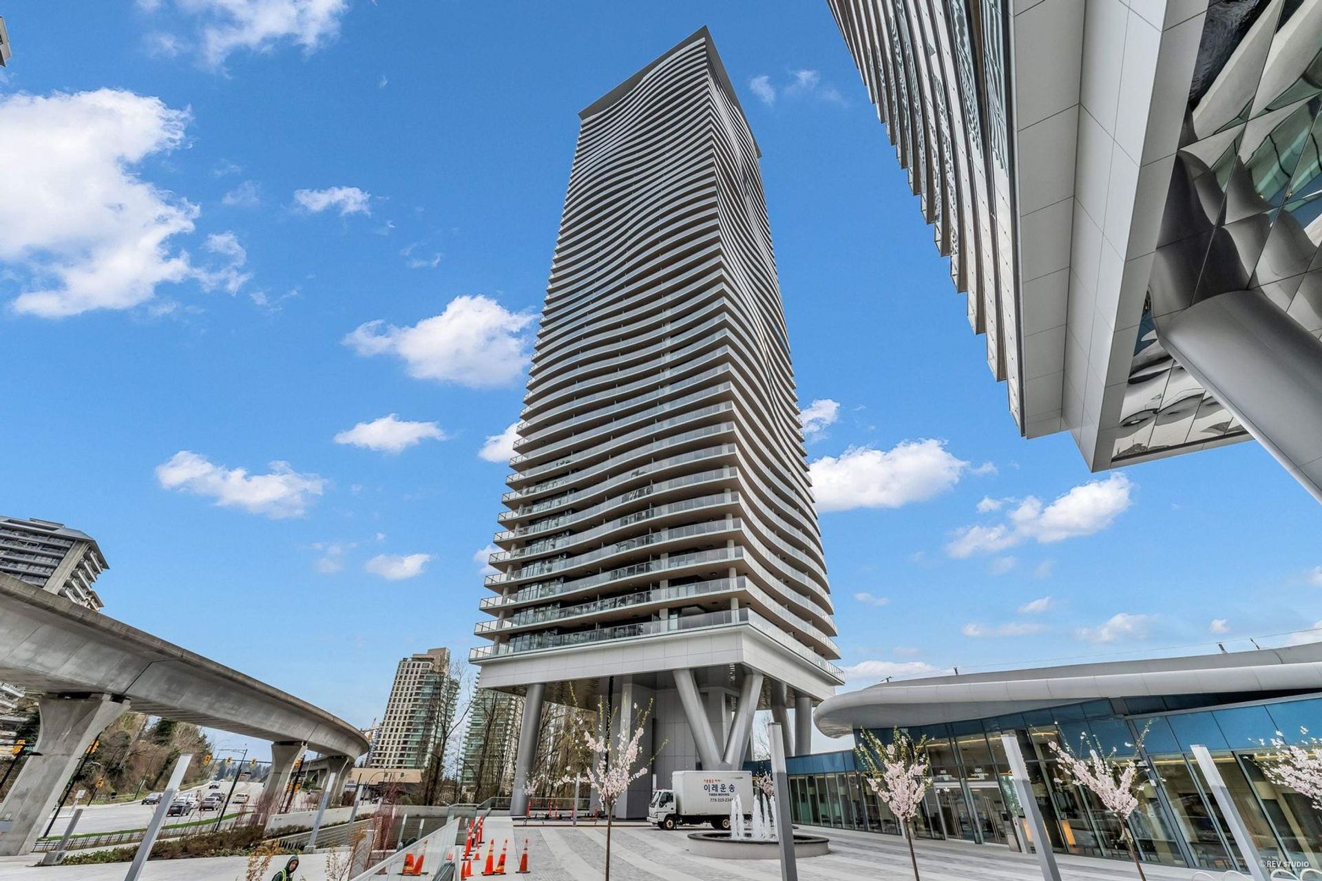 1302 - 4890 Lougheed Highway, Brentwood Park, Burnaby North photo number 1 1302 - 4890 Lougheed Highway, Brentwood Park, Burnaby North photo number 1