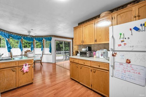 27841-laurel-place-northeast-maple-ridge-13 at 27841 Laurel Place, Northeast, Maple Ridge