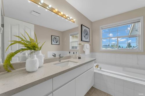 16276-86b-avenue-fleetwood-tynehead-surrey-11 at 16276 86b Avenue, Fleetwood Tynehead, Surrey