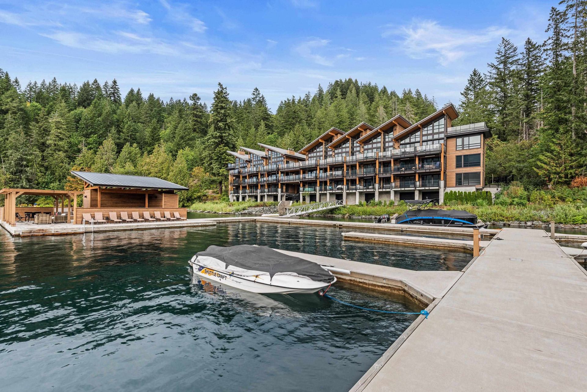 Photo of 205 - 3175 Columbia Valley Road, Cultus Lake North, Cultus Lake & Area