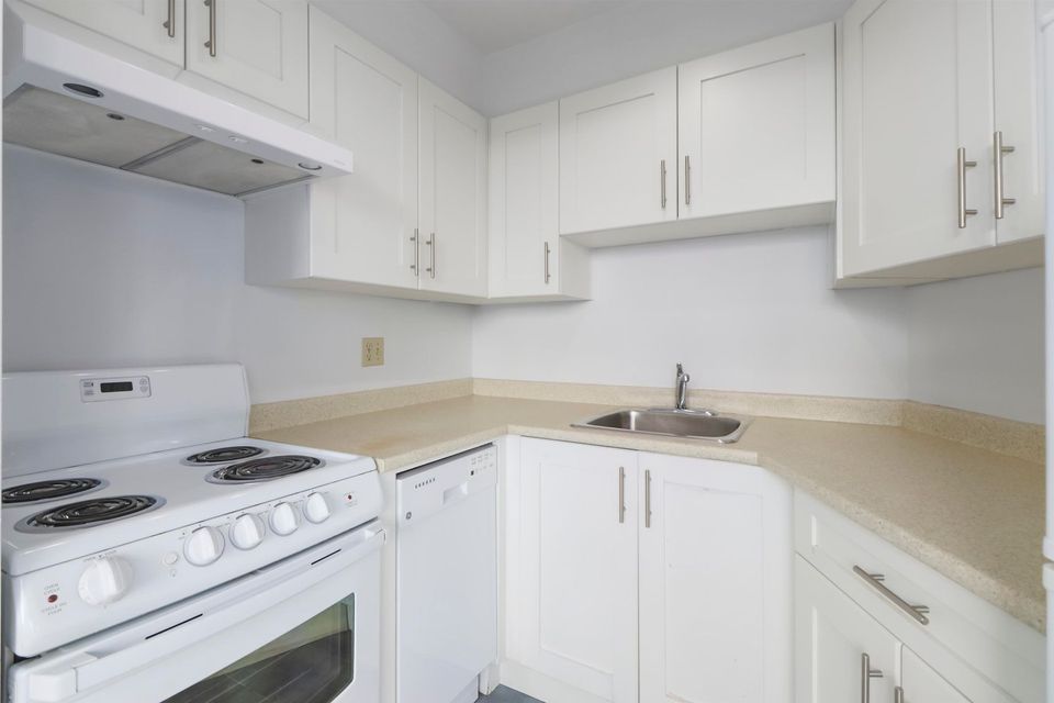 4691-w-10th-avenue-point-grey-vancouver-west-13 at 602 - 4691 W 10th Avenue, Point Grey, Vancouver West