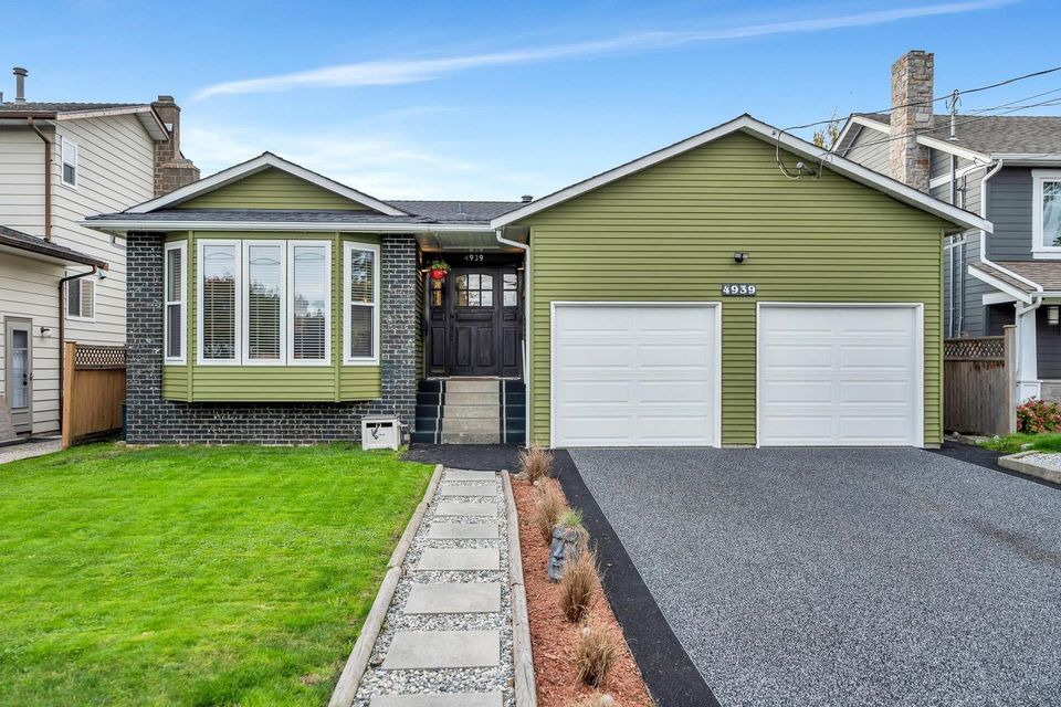 4939-linden-drive-hawthorne-ladner-01 at 4939 Linden Drive, Hawthorne, Ladner